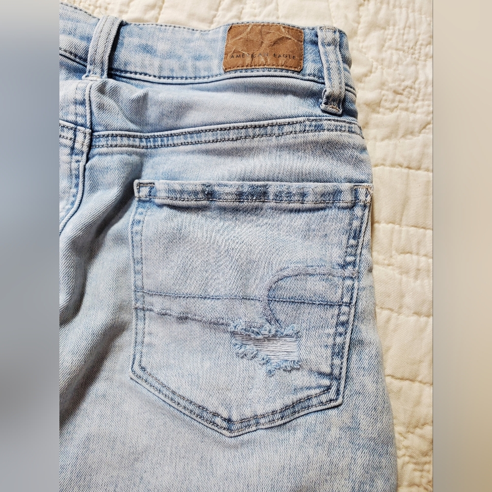 American Eagle Outfitters Light Blue Denim Skirt Size 0 - Picture 6 of 8